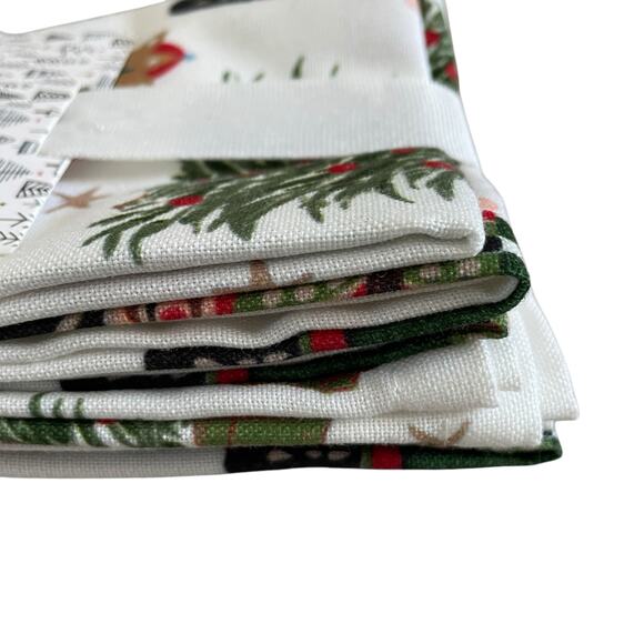 Nicole Miller Christmas Nutcracker Dinner Napkins 18x18 Set of 6 New - Picture 10 of 10